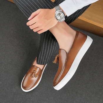 Италианската мъжки ежедневни обувки Летни кожени лоферы 2023, мокасини за управление, удобна мода обувки без закопчалка за партита