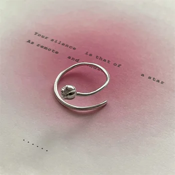 Регулируема който отваря пръстен Женски розово-Просто и индивидуално малко дизайнерско пръстен за темперамент